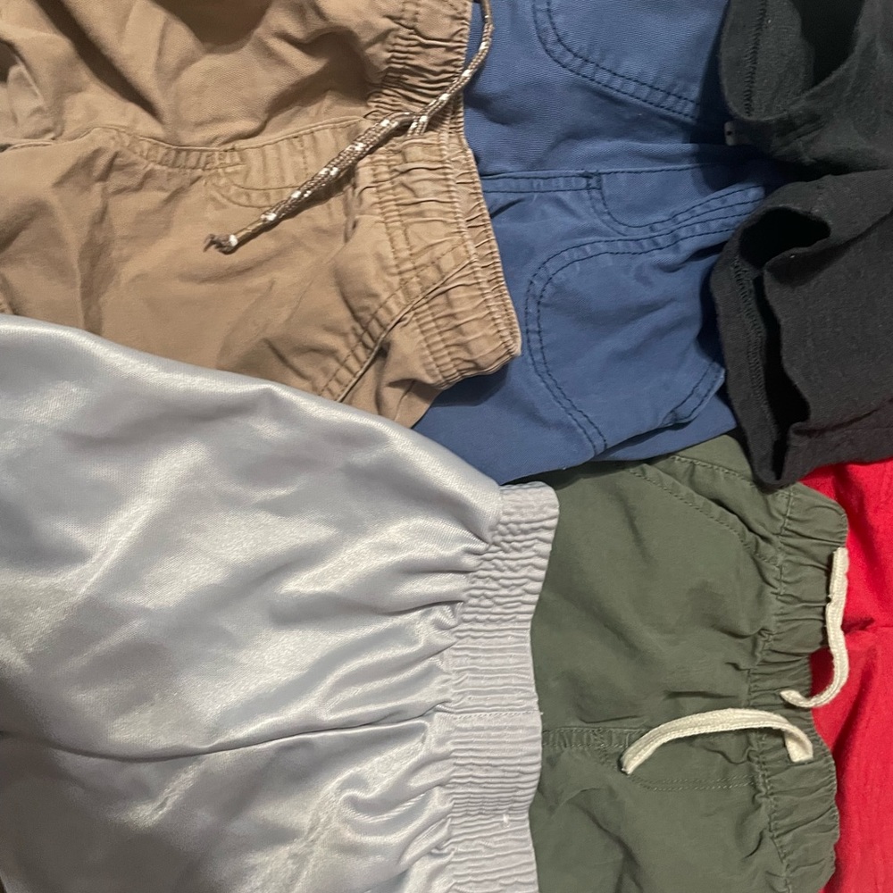 Shorts - Picture 8 of 8
